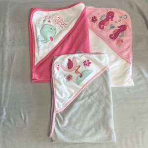Koala Kids - Pink and Gray Hooded sea life theme Towels